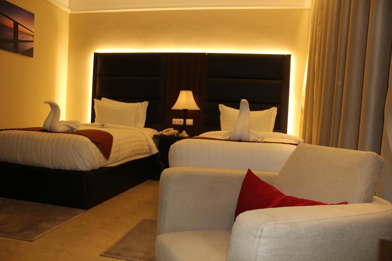 Casablu Hotel Нуакшот Экстерьер фото